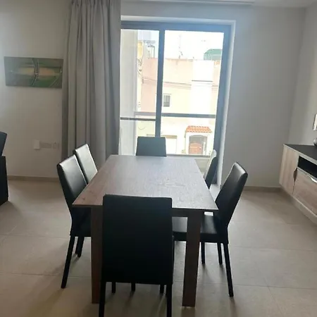 Apartman 1 Bedroom With Private Bathroom In A Shared 3 Bedroom In Swieqi 10 Min From Paceville And Is-Swieqi